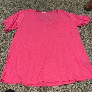 Boutique pink Heathered tee